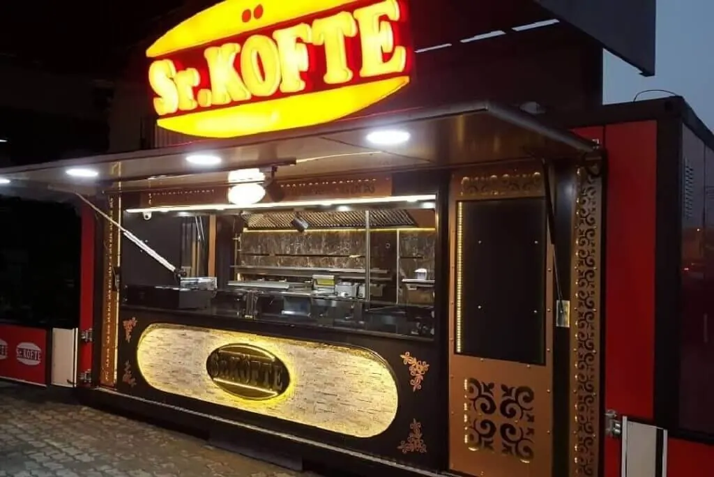 Sr. Köfte servis penceresi