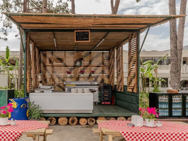 Timber kiosk with an open counter