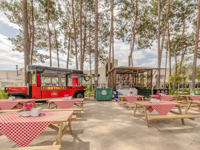 Food truck and kiosk in the hotel food court