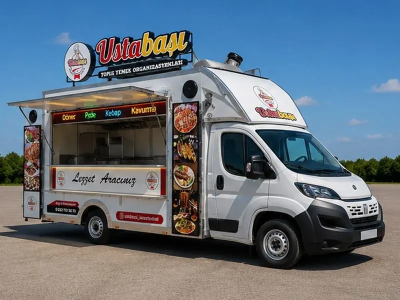 Servis cephesi açık Ustabaşı catering aracı