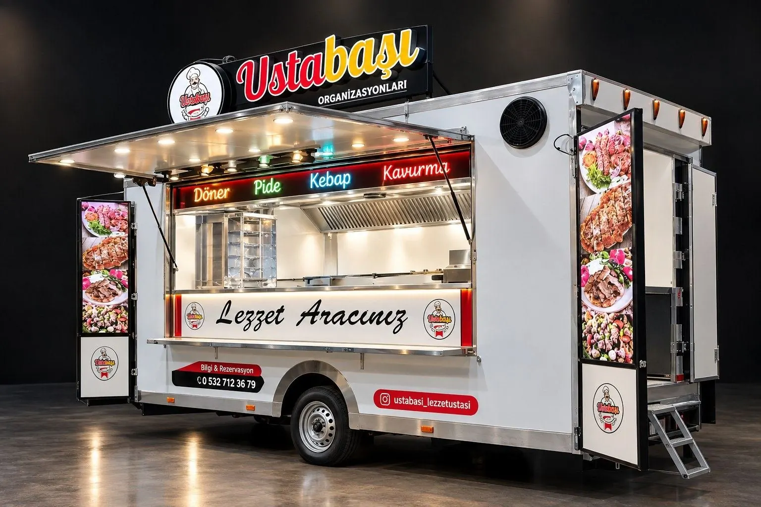 Servis cephesi açık ve ışıkları yanan Ustabaşı catering aracı
